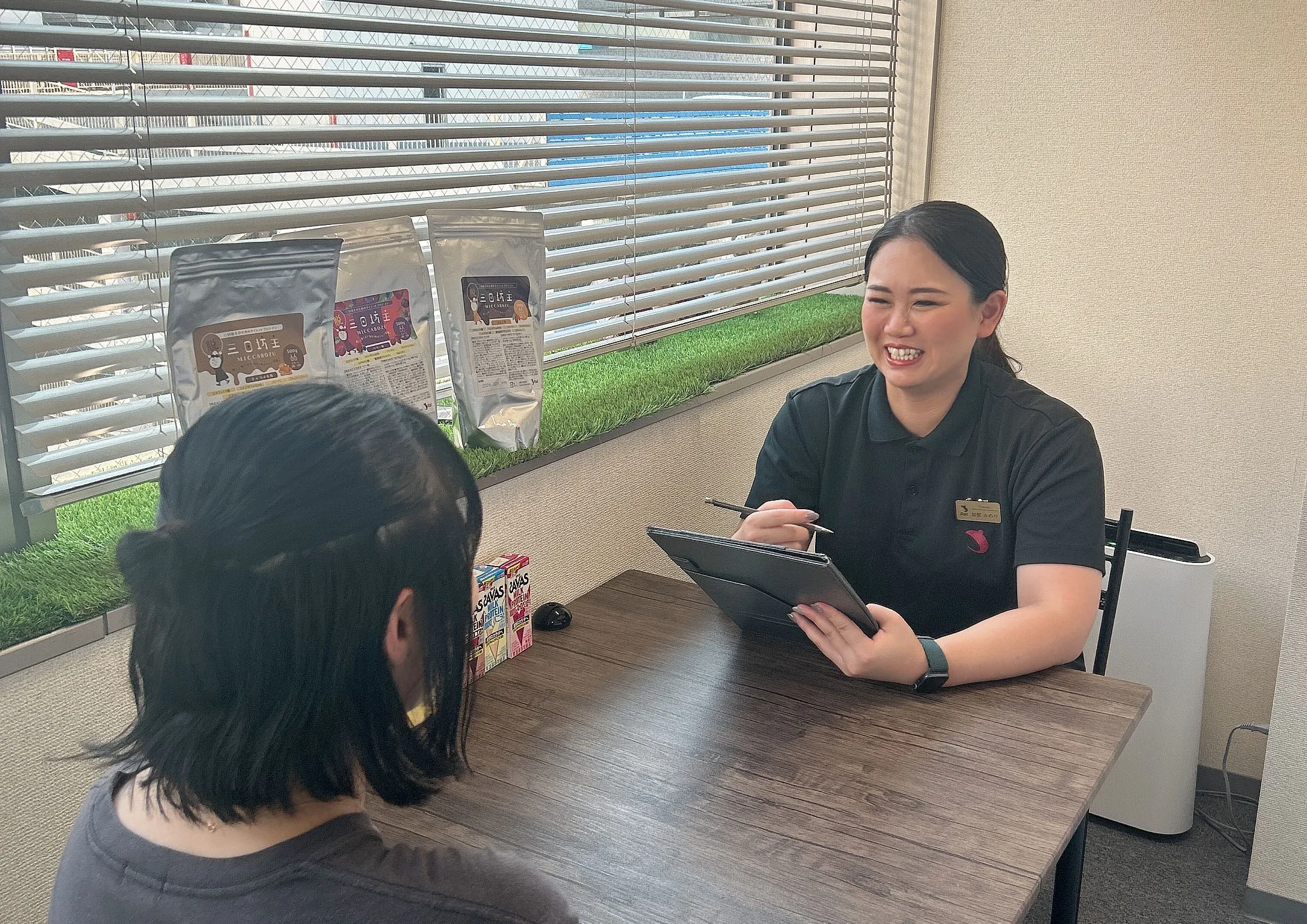 京都四条店で働く加賀みのりさん